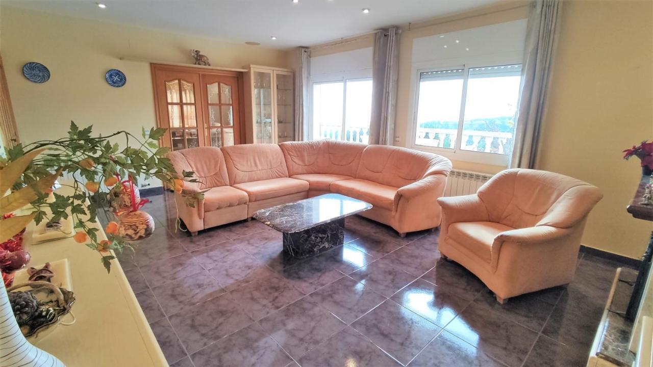 Villa Carolina Mataro Exterior photo