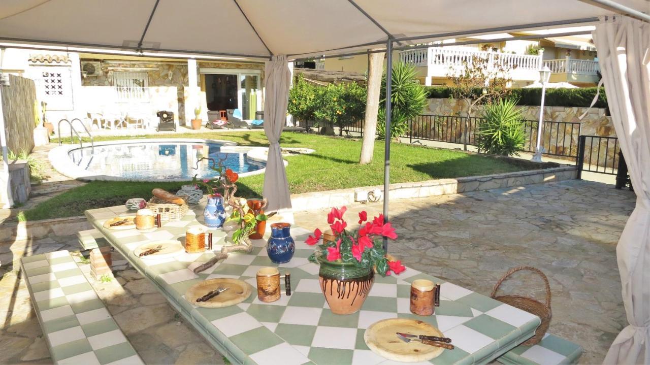 Villa Carolina Mataro Exterior photo